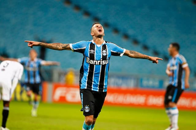 Confira imagens de Grêmio 1 x 0 Ponte Preta&nbsp;