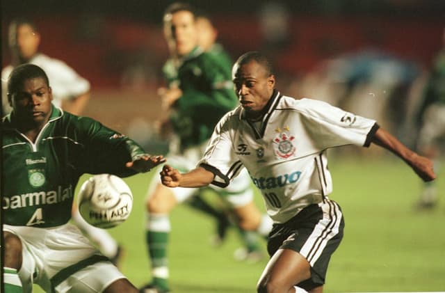 Palmeiras e Corinthians não jogavam uma final desde 1999