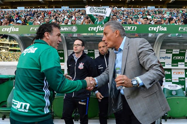 No dia 12 de junho de 2016, Tite dirigiu seu último jogo no Corinthians, com derrota por 1 a 0 para o Palmeiras no Allianz Parque, pelo Brasileirão. Três dias depois, o treinador seria anunciado pela Seleção Brasileira e o clube entraria em período de instabilidade...