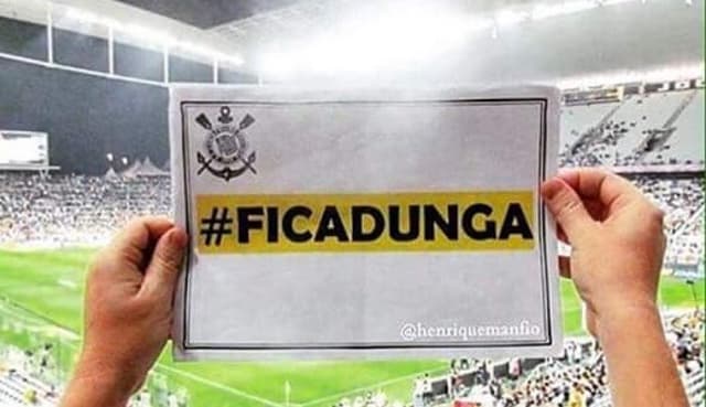 Torcida do Corinthians - Fica Dunga