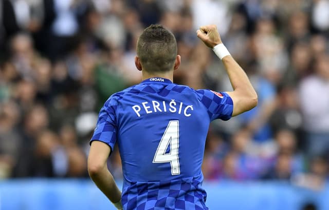 Perisic - Republica Tcheca x Croacia