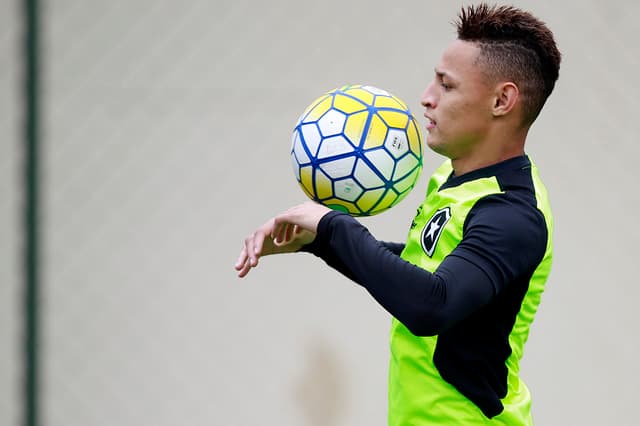 Treino do Botafogo - Neilton