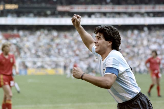 O mais famoso dos gols de mão é o de Maradona, marcado contra a Inglaterra na Copa do Mundo de 1986, vencida pela Argentina