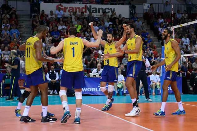 LIGA MUNDIAL: Brasil vence a Polônia por 3 sets a 0