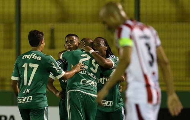 Gabriel Jesus - 16-02-16 - River Plate URU x Palmeiras