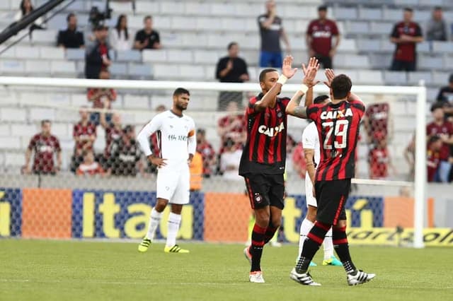 Atlético-PR x Fluminense