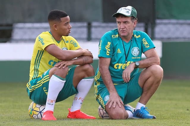 Gabriel Jesus é o único com saída iminente - o Manchester City é favorito, mas deve levá-lo só em dezembro