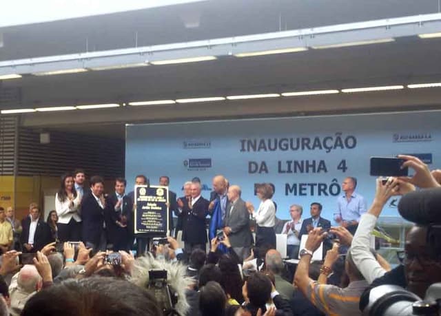 Linha 4 do metrô foi inaugurada neste sábado