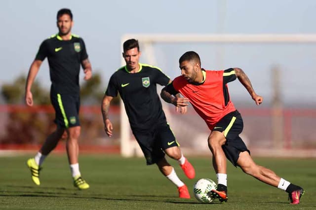 Seleção já usa uniforme olímpico