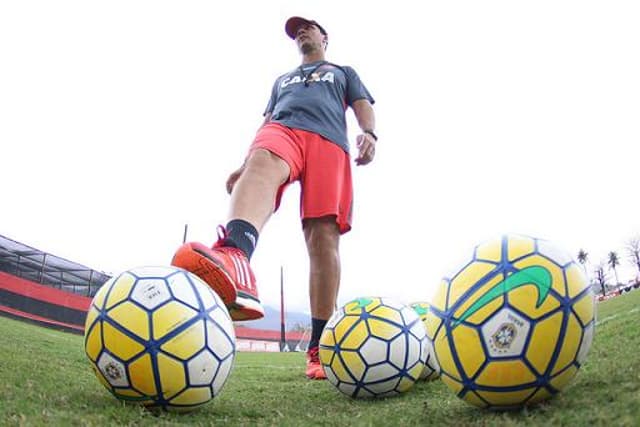 Flamengo de Zé Ricardo está mirando o G4 e o título (Gilvan de Souza / Flamengo)