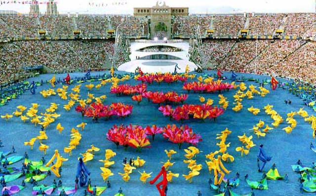 Ritmo e dança marcaram a abertura em Barcelona-1992