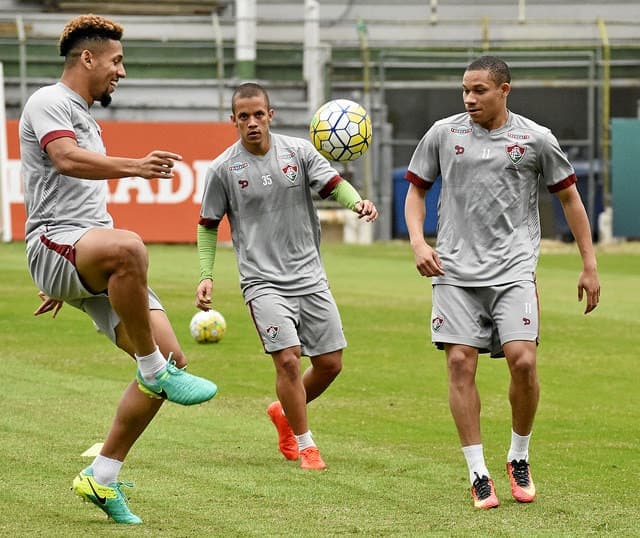 Samuel, Wellington e Marcos Junior: "Moleques de Xerém estão em alta (Foto: Mailson Santana/F.C.)