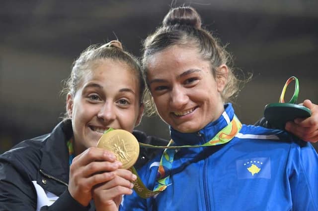 A campeã olímpica Majlinda Kelmendi