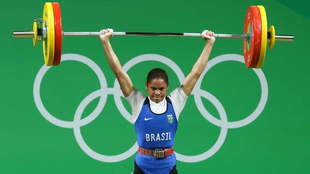 A atleta do Time Petrobras, de levantamento de peso, Rosane Santos