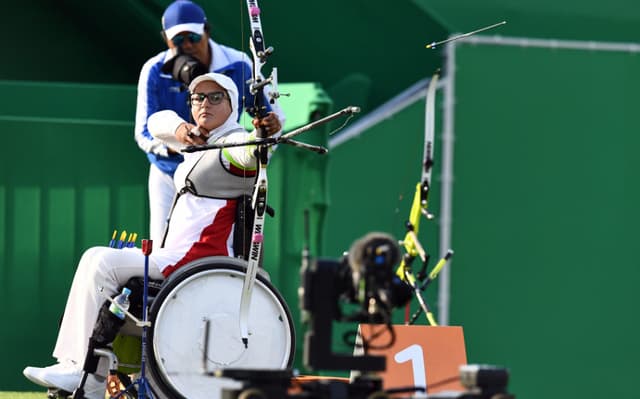 Zahra Nemati, iraniana do tiro com arco (Foto: Jewel Samad/AFP)