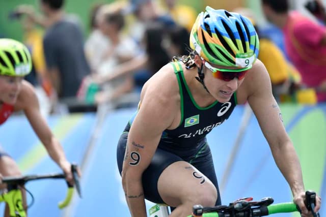 Pamella Oliveira no Triatlo feminino