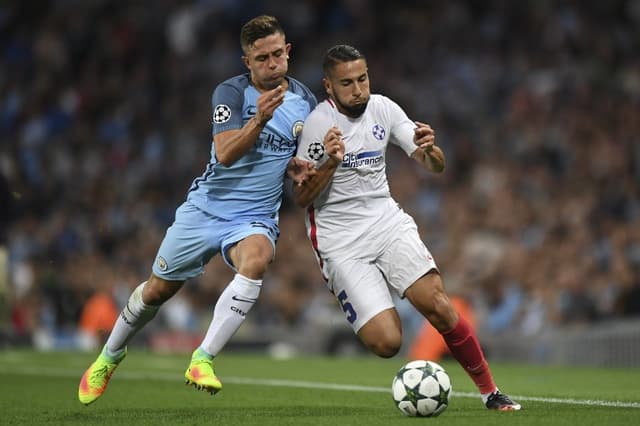 Manchester CITY X Steaua Bucareste (Foto:AFP)