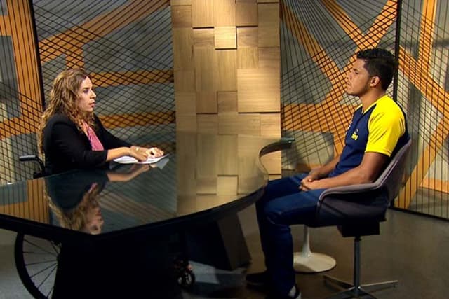 O atleta paralímpico Leomon Moreno, durante entrevista ao programa Diálogo Brasil, da TV Brasil