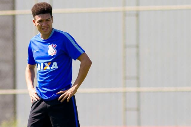 Marquinhos Gabriel sofreu estiramento na coxa e desfalca o Timão