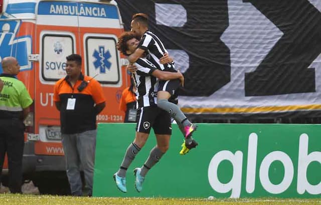 Botafogo x Fluminense (Foto: Paulo Sergio/LANCE!Press)