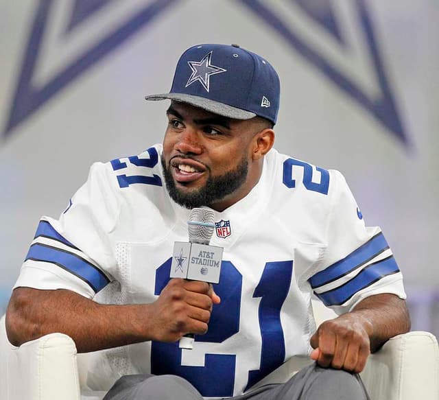 Dallas Cowboys - Ezekiel Elliott