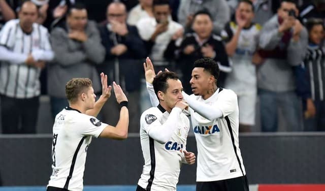 Corinthians x Sport