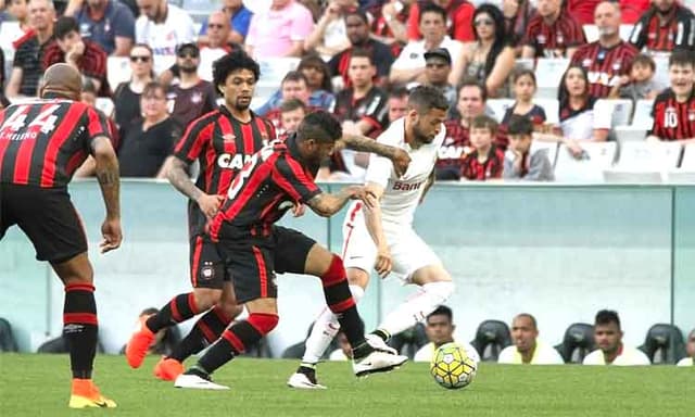 Atlético-PR x Internacional  - Campeonato Brasileiro Série A