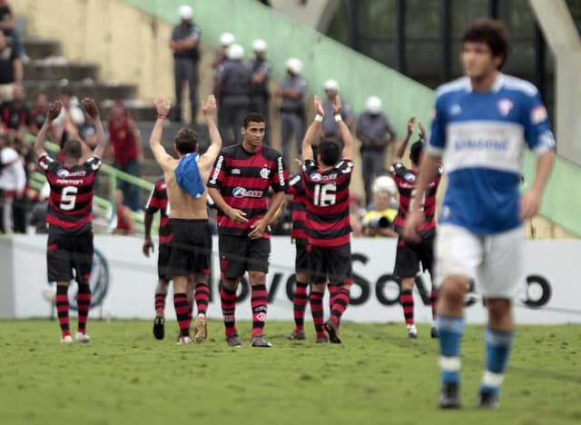 Flamengo superou o Palmeiras no Palestra Itália em 2009