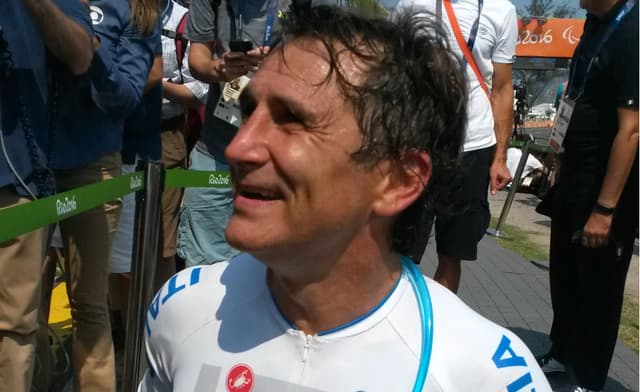 Alessandro Zanardi venceu a prova nesta quinta-feira (Foto: Igor Siqueira)