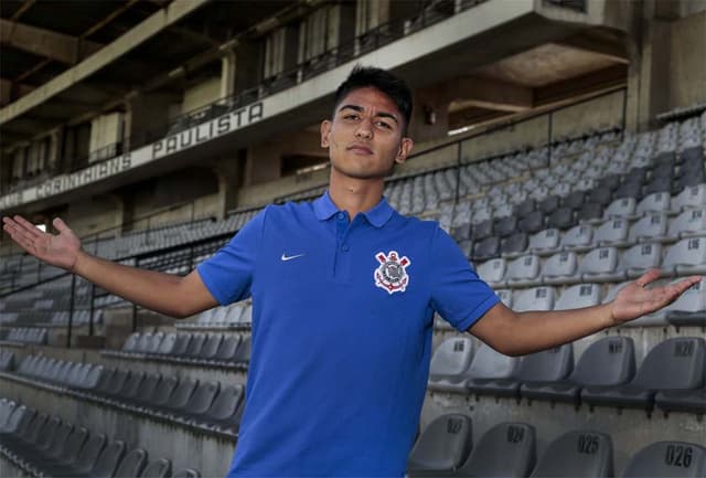 Fabricio Oya é um dos prodígios do Corinthians