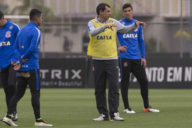 Timão fez último treino antes de encarar o Flu