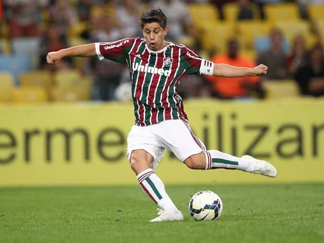 Atualmente defendendo o Shanghai SIPG, da China, argentino Conca foi ídolo do Fluminense e também jogou no Vasco