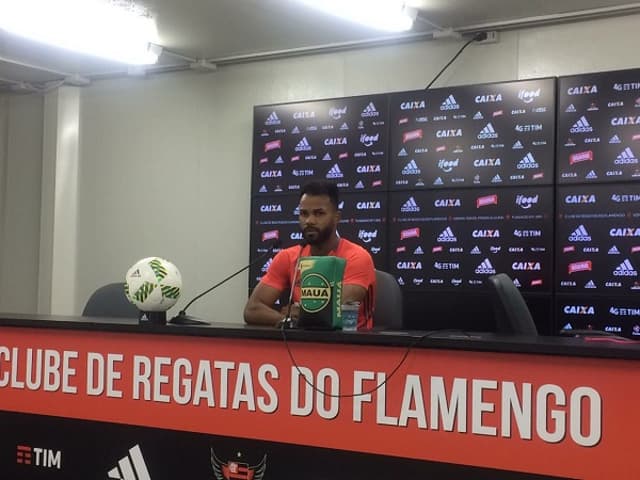 Fernandinho coletiva 29/09/16