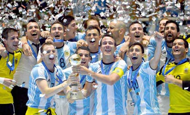 Argentina campeã mundial de futsal - Argentina 5x4 Rússia