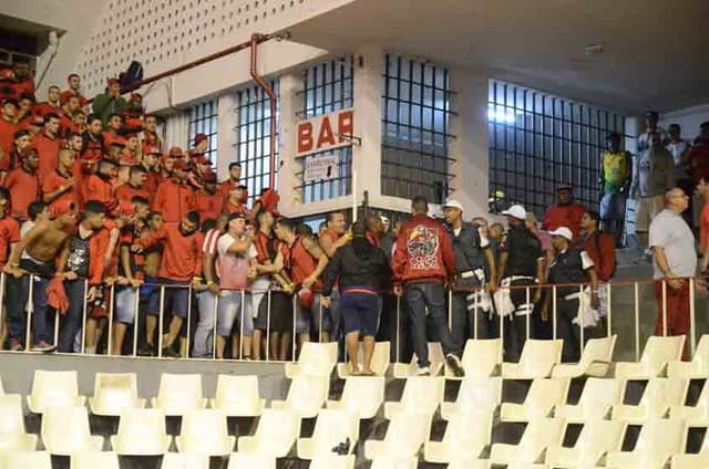 Basquete - Flamengo x Vasco (Foto:Delmiro Junior/Raw Image)