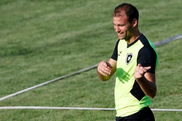 Treino no Botafogo, em General Severiano - Joel Carli