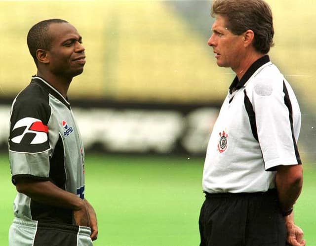 Oswaldo e Edílson no Corinthians de 99/2000