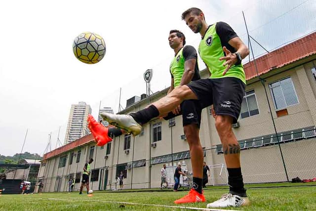 Mais forte, Pimpão passou por recondicionamento muscular no clube