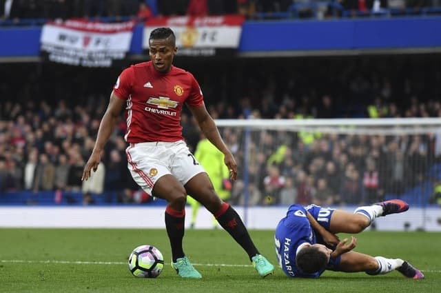 Valencia e Hazard - Chelsea x Manchester United