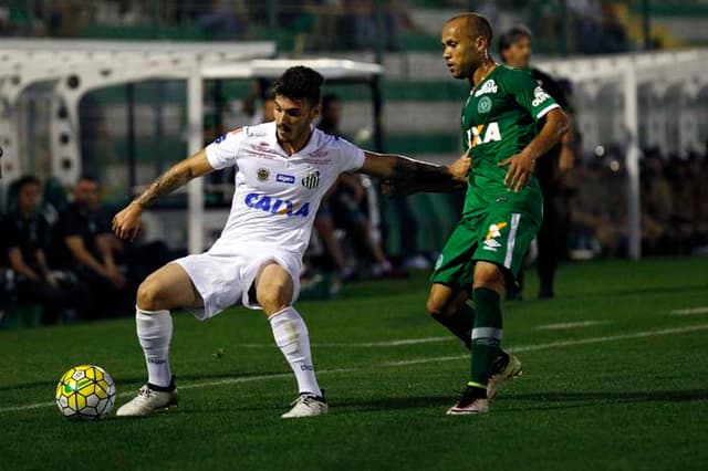 Último confronto: 23/10/2016 &nbsp;- Chapecoense 0 x 1 Santos