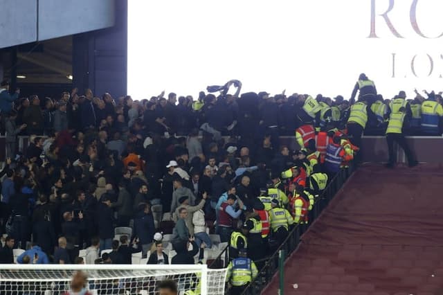 Confusão West Ham x Chelsea