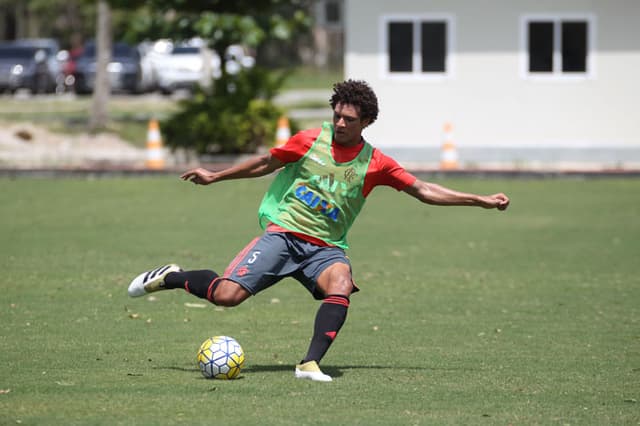 Treino Flamengo - Willian Arão