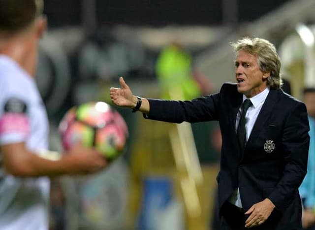 Jorge Jesus na derrota do Sporting para o Borussia Dortmund