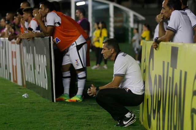 Jorginho durante o jogo do Vasco contra o Luverdense