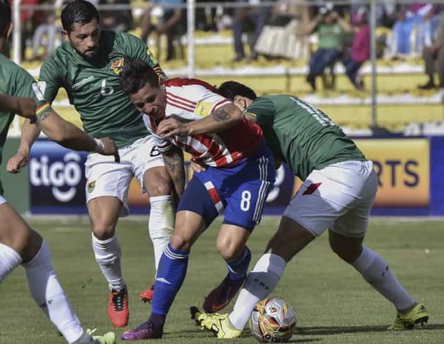 Bolivia x Paraguiai (Foto:AFP)