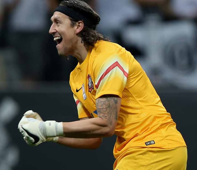 CORINTHIANS - CÁSSIO é o titular absoluto do atual líder Timão, mostrando-se firme com boas defesas inclusive em cobranças de pênaltis