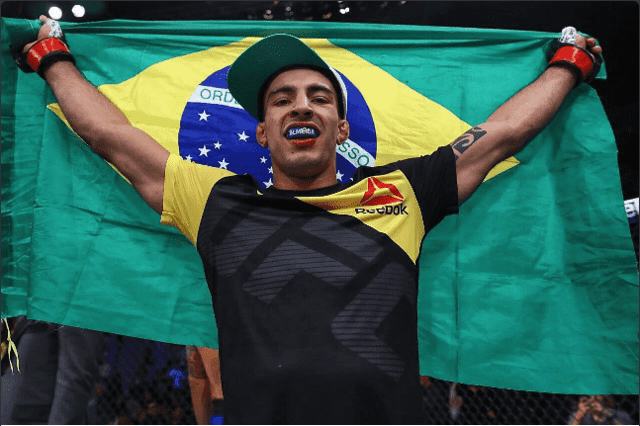 Thomas Almeida foi um dos destaques da noite de UFC São Paulo