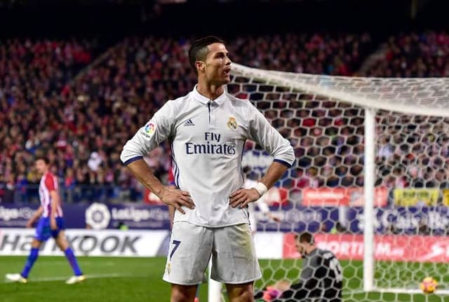 Porém, com os mesmos 8 gols aparece Cristiano Ronaldo, do Real Madrid