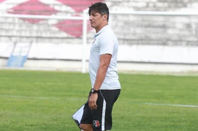 Adriano Teixeira