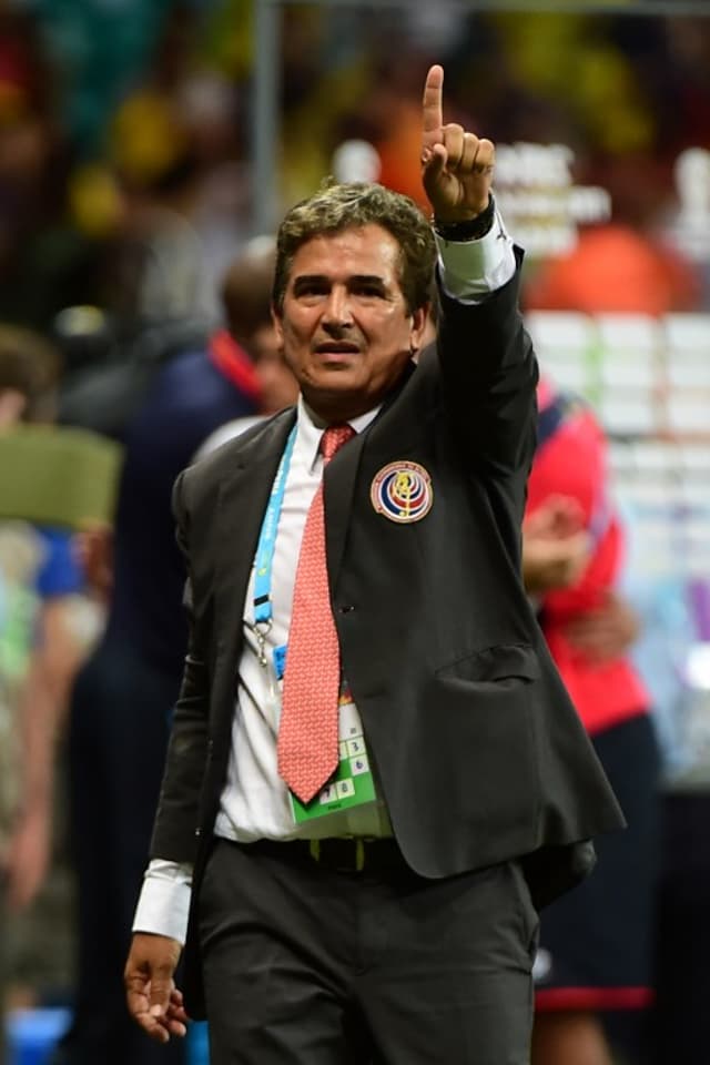 Jorge Luis Pinto surpreendeu com a Costa Rica na Copa e agora dirige Honduras